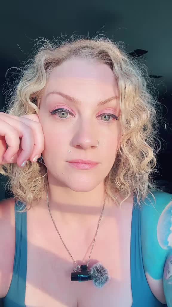 @KitanaBombz