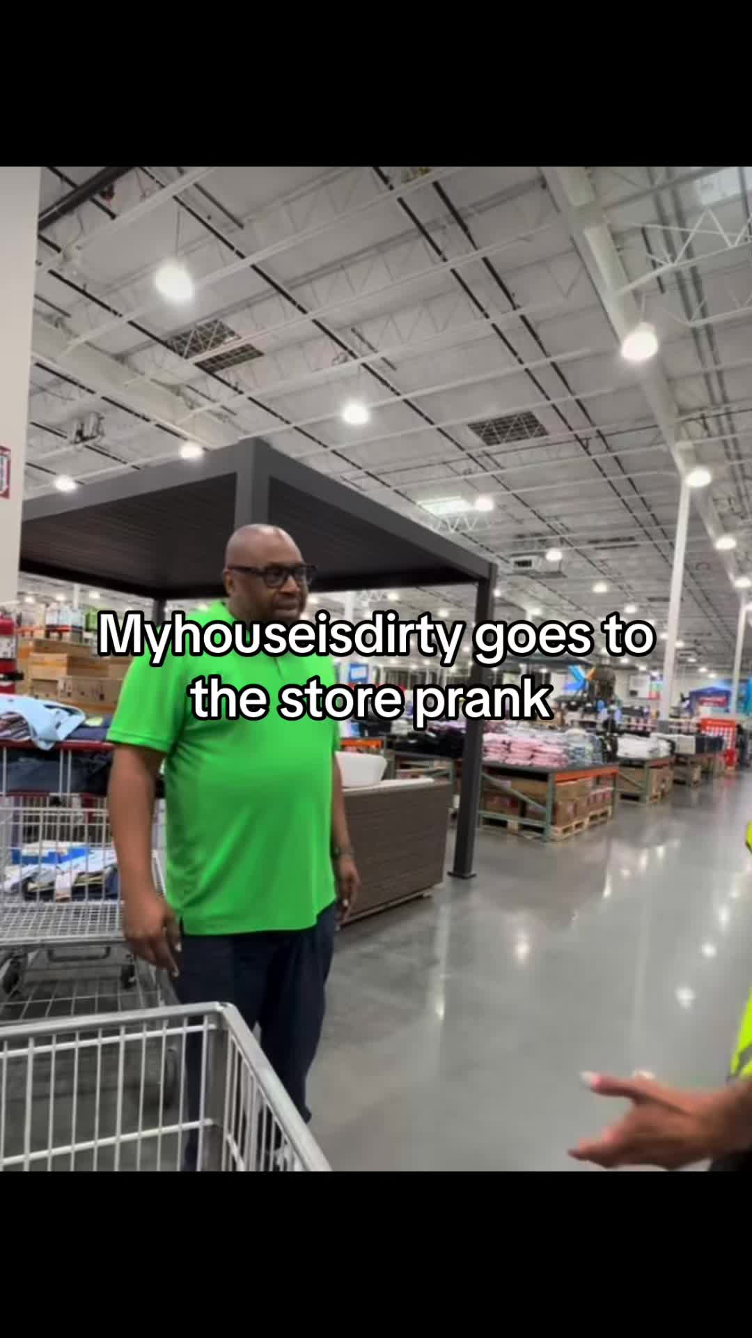 @erickluxefinds