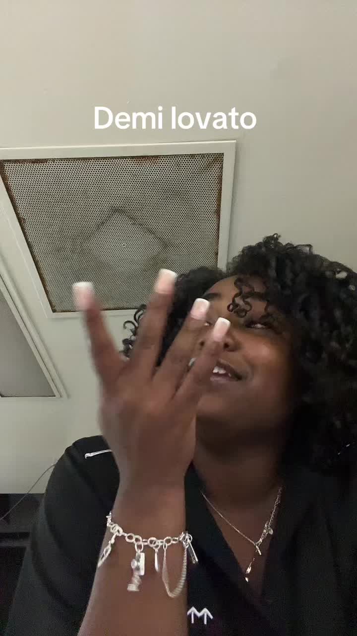 @thats_lexus