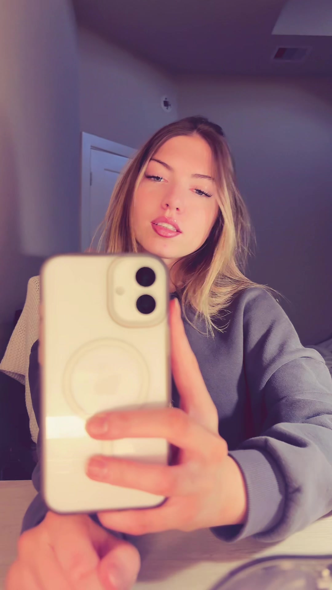 @nicoleeeee959