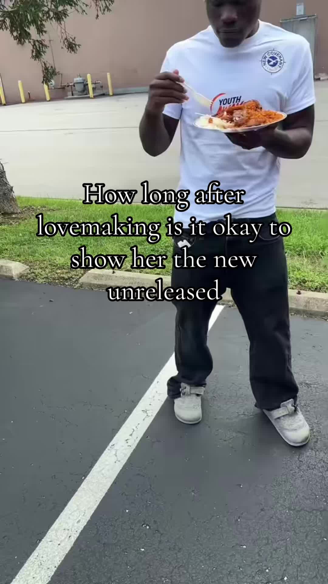 @🦠