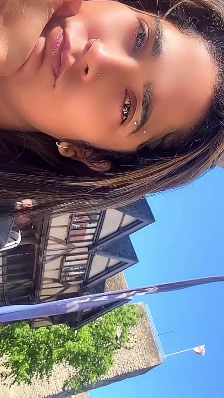 @zoya