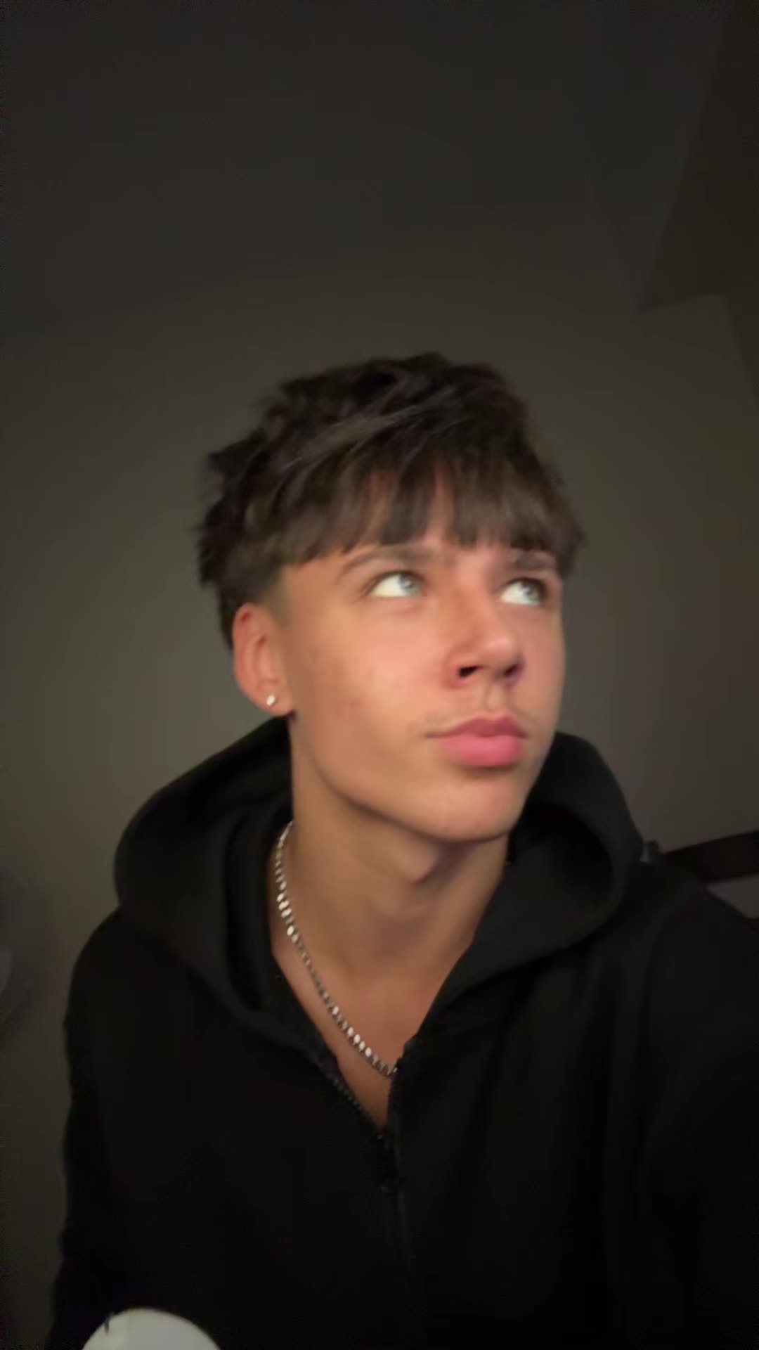 @richyidk