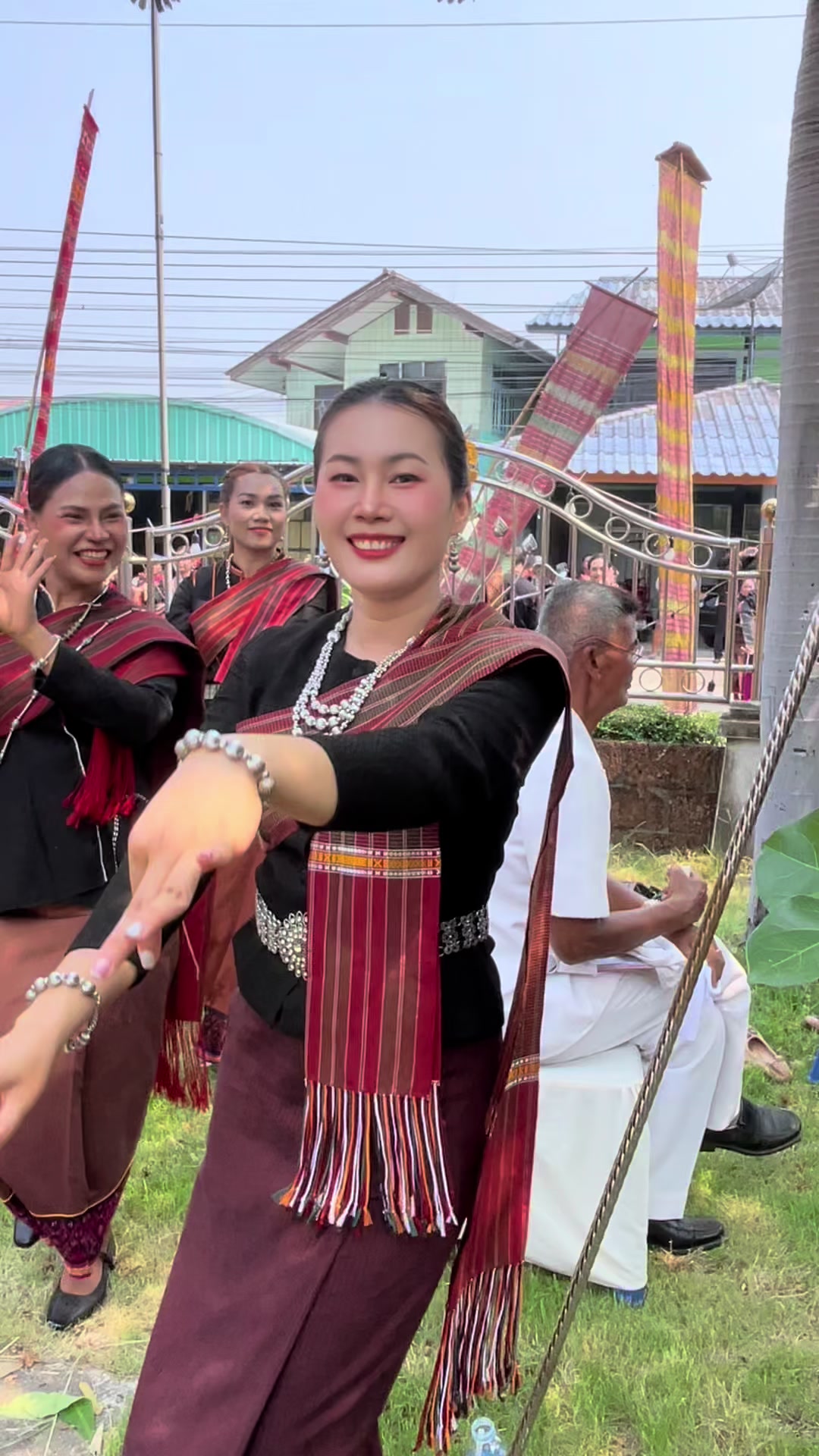 @ทองจันทร์ ศรีสุธรรม