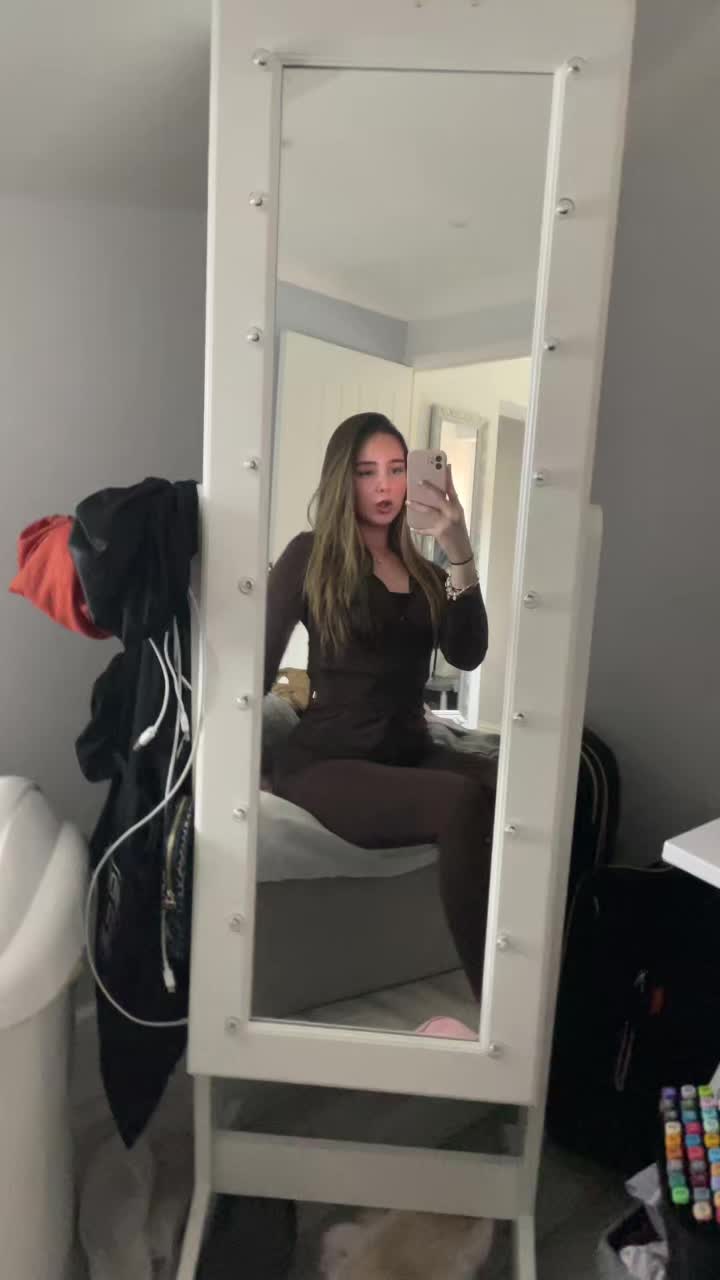 @leahhh.privz