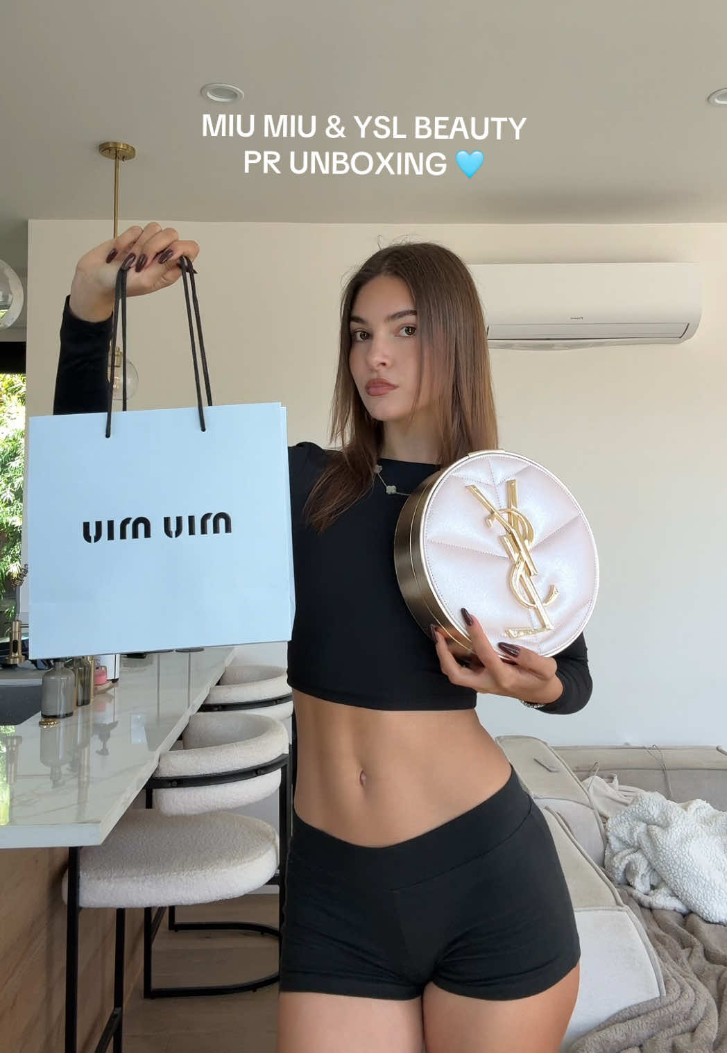 @Nina Pacek🦂