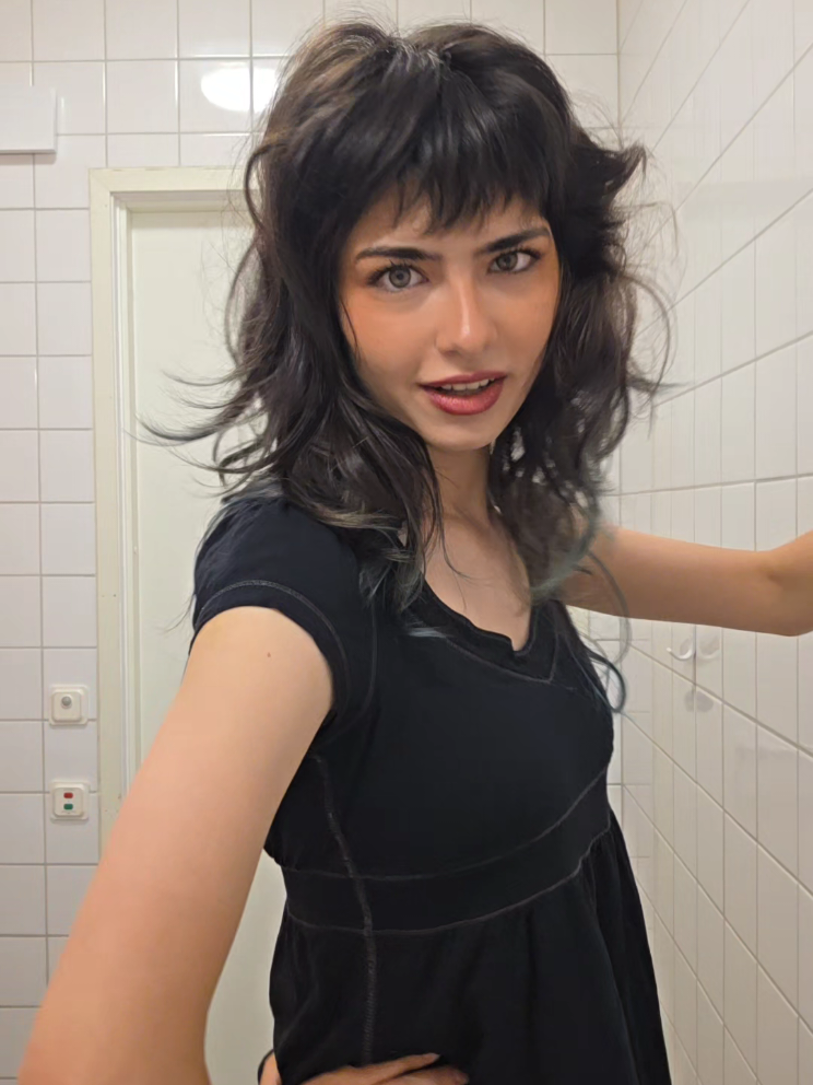 @.