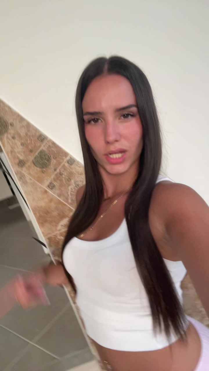 @Anais_lpft._