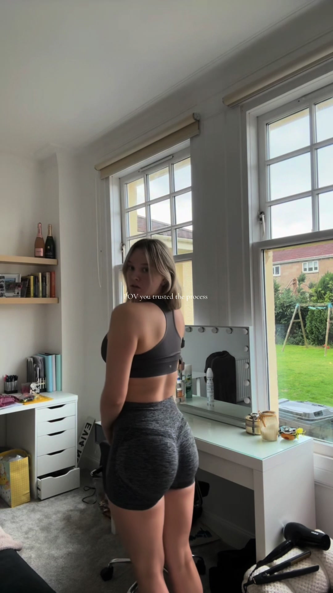 @evecunniingham