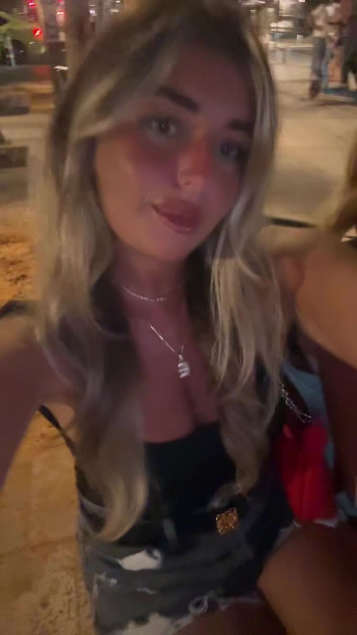 @Elo