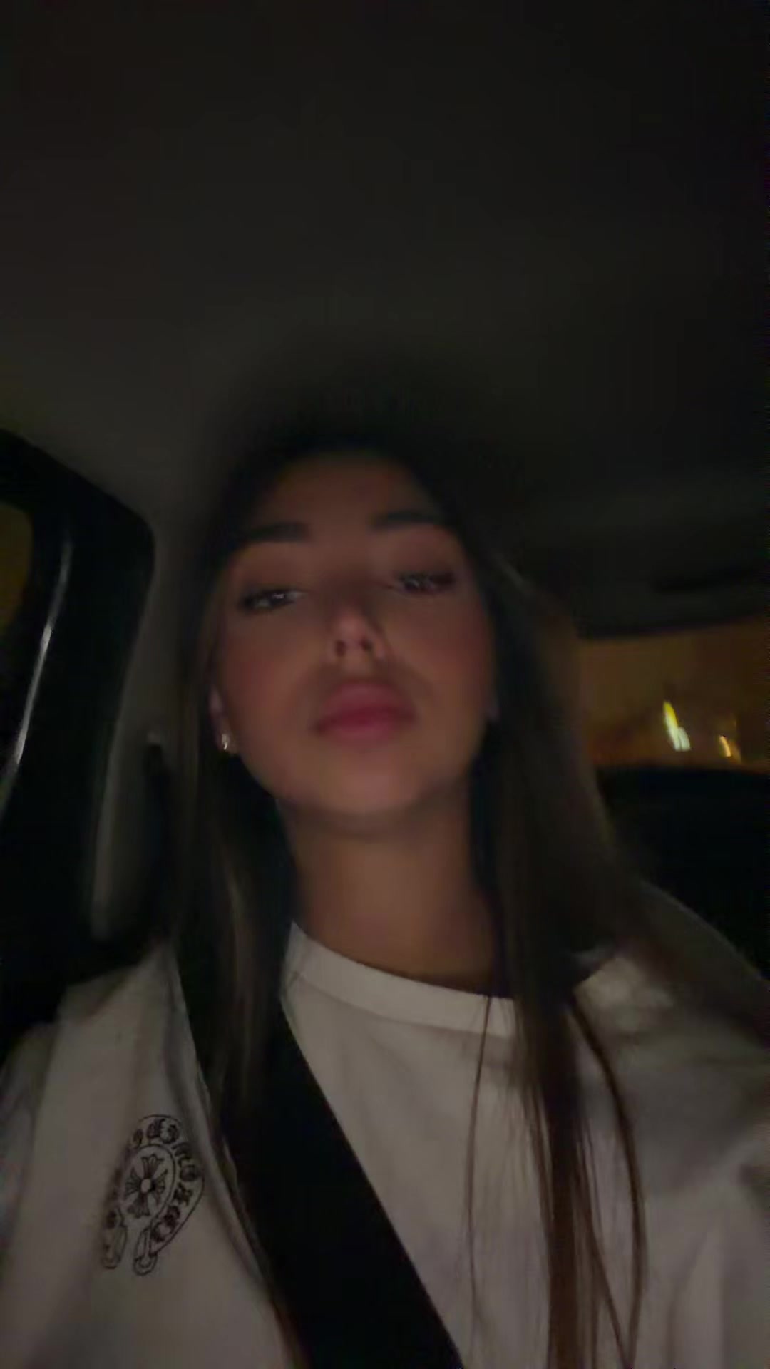 @Zoeamir