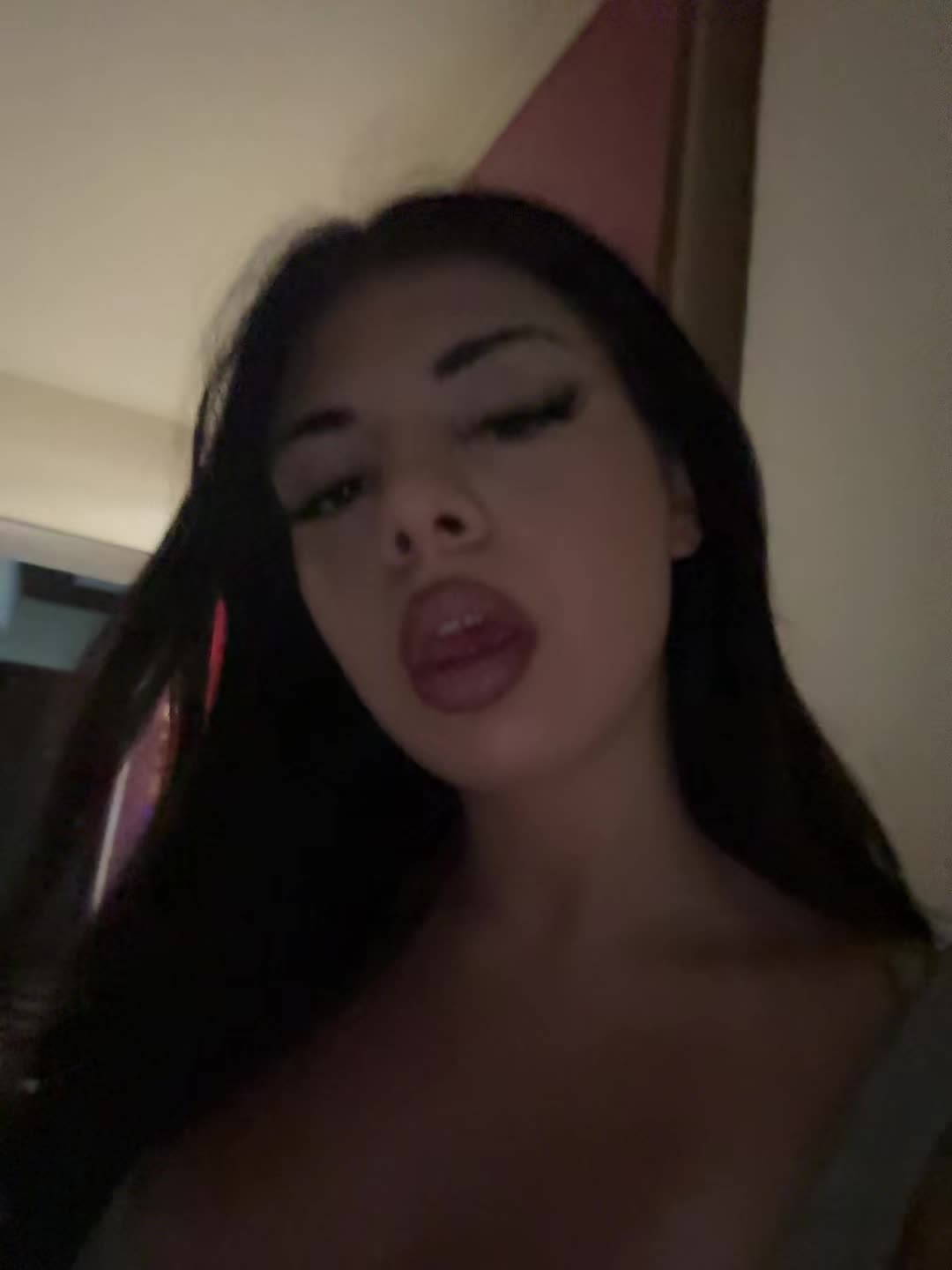 @&phi;&iota;&lambda;