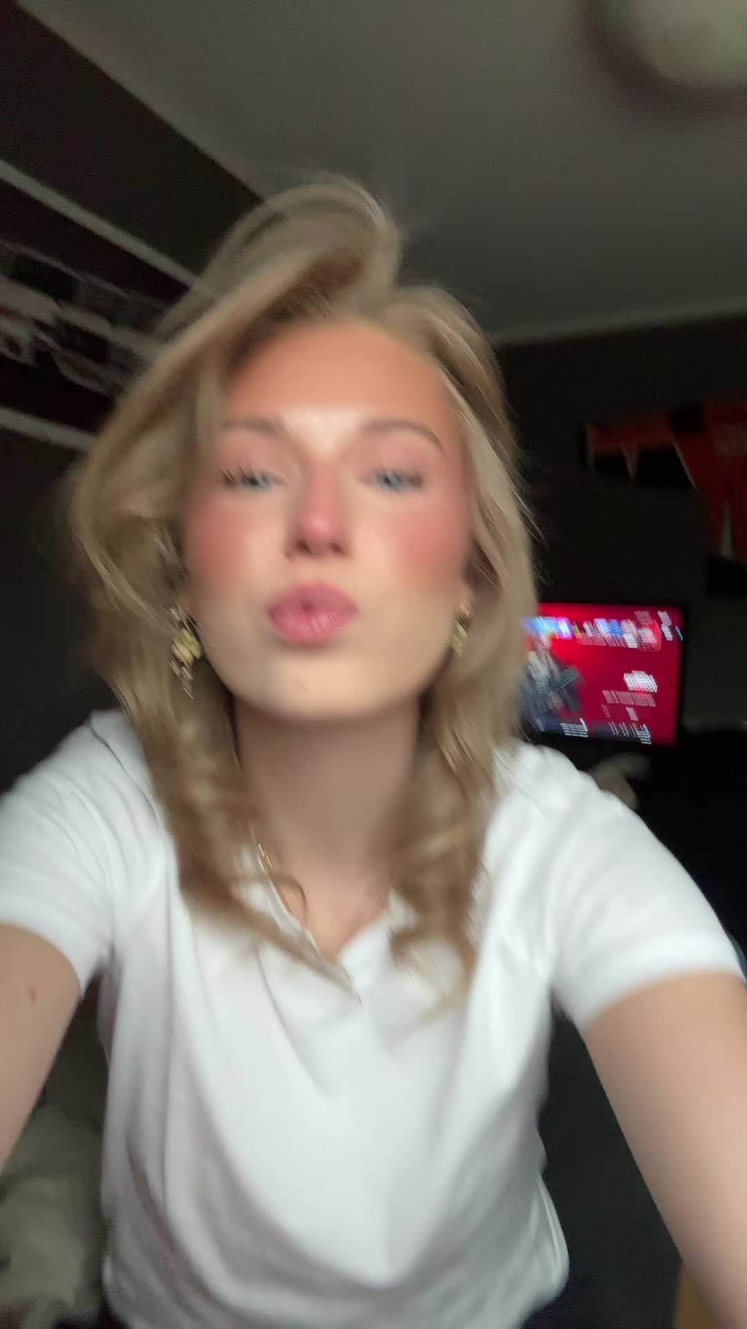 @Klaudia Sopė🍸