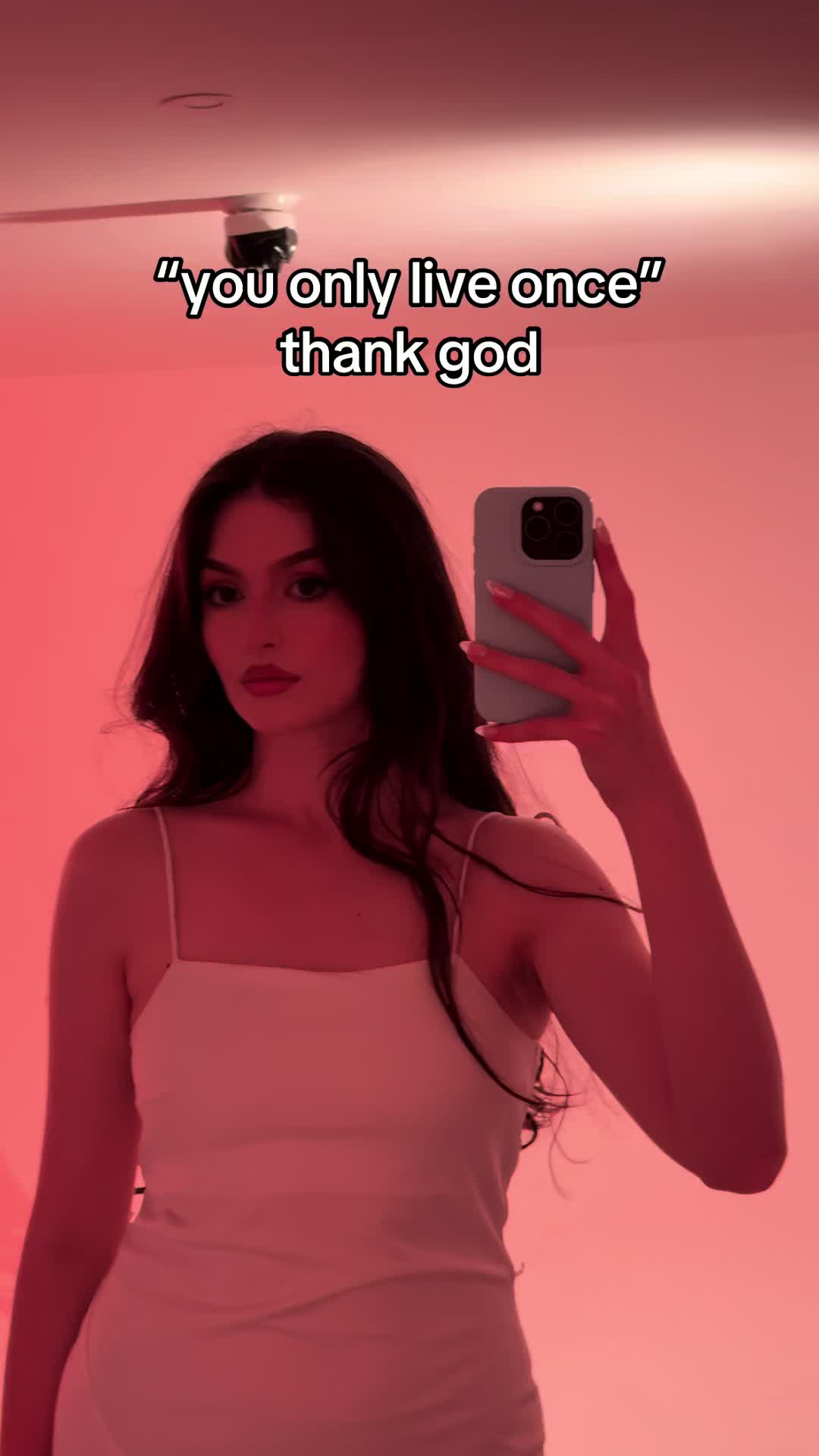 @mariacostinnn