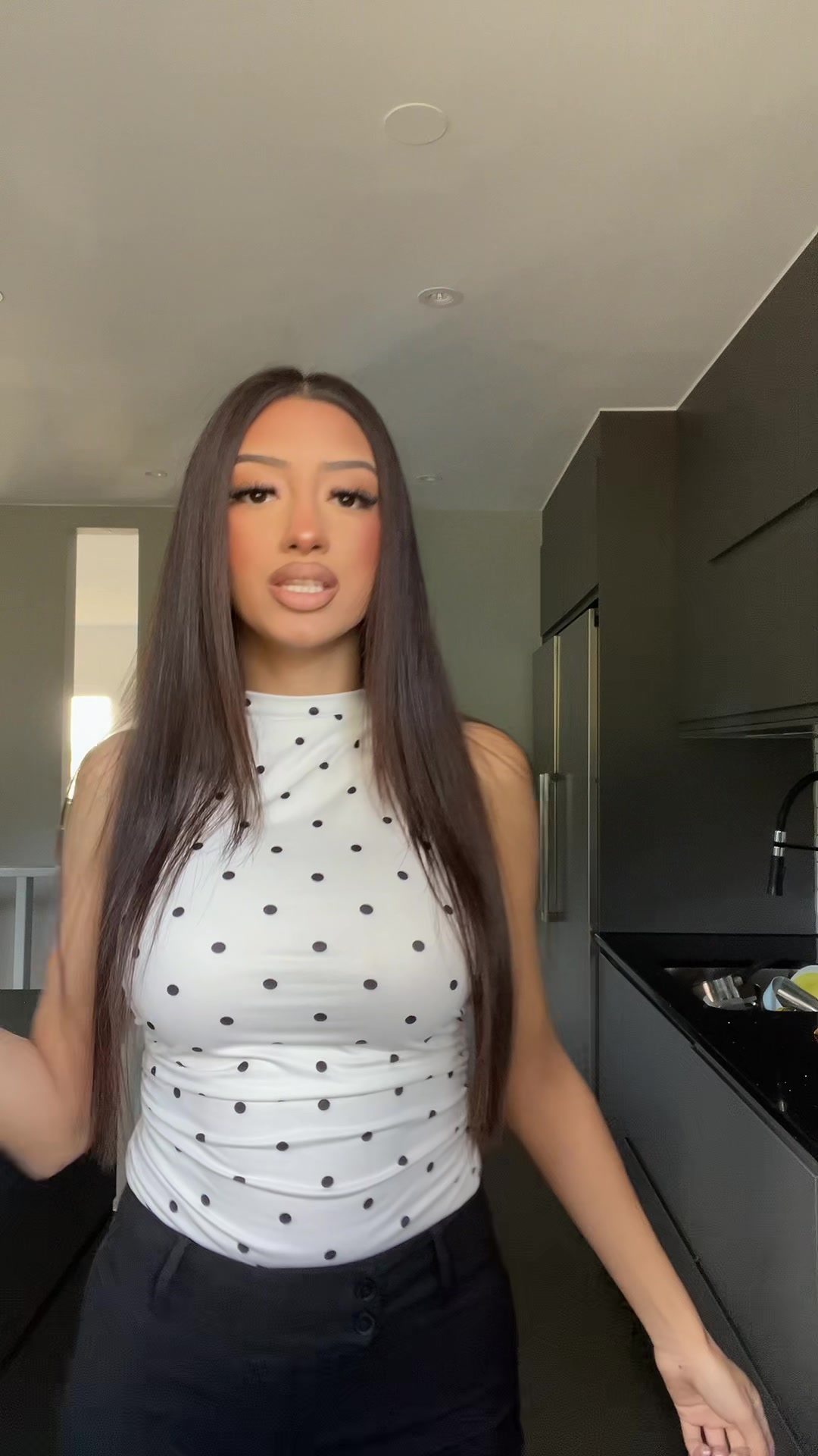 @𝑅