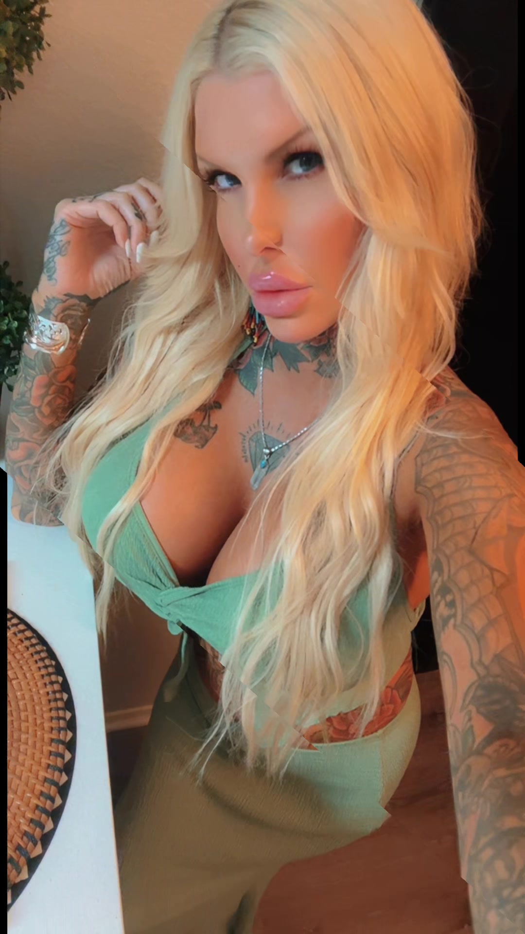 @JessieDeVille1