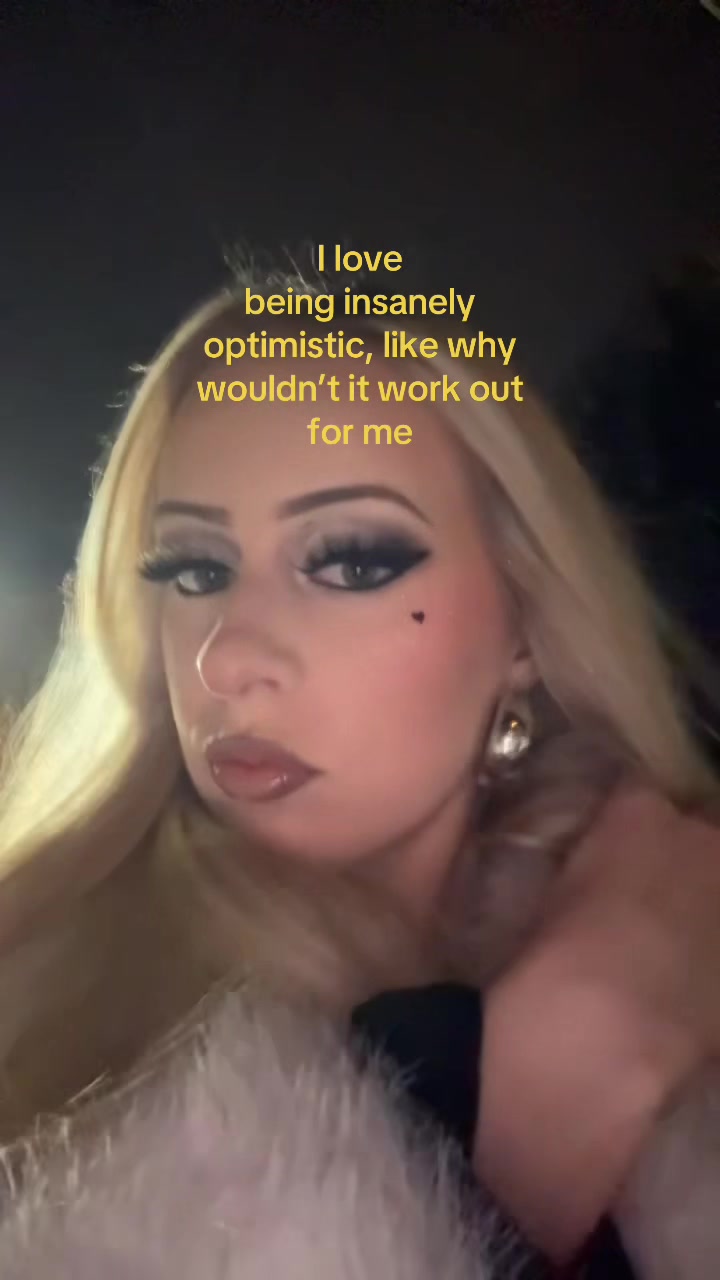 @Alīna
