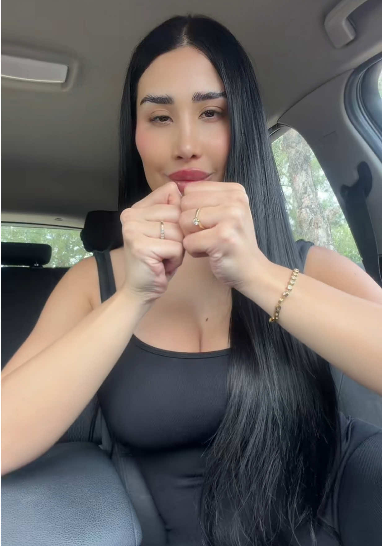 @𝙼 𝙰 𝙽 𝙸 𝚀 𝚄 𝙴 🍒