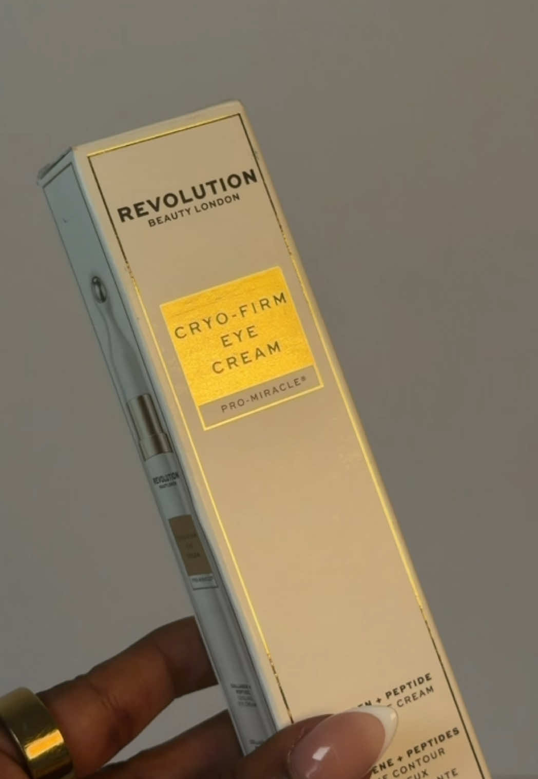 @Makeup Revolution