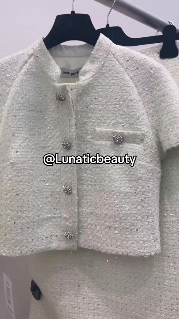 @Lunaticbeauty.co
