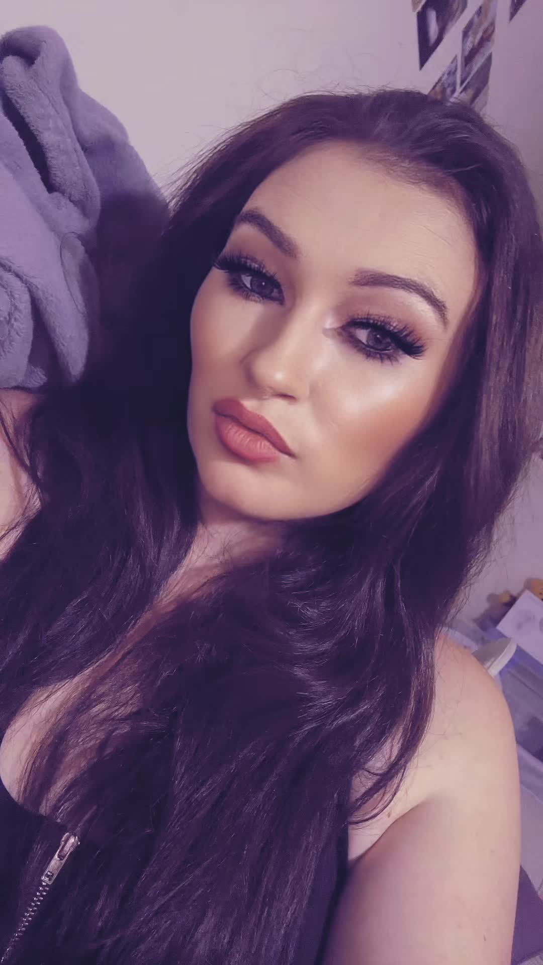 @AshleeLouiseMarcer 🔑 😈