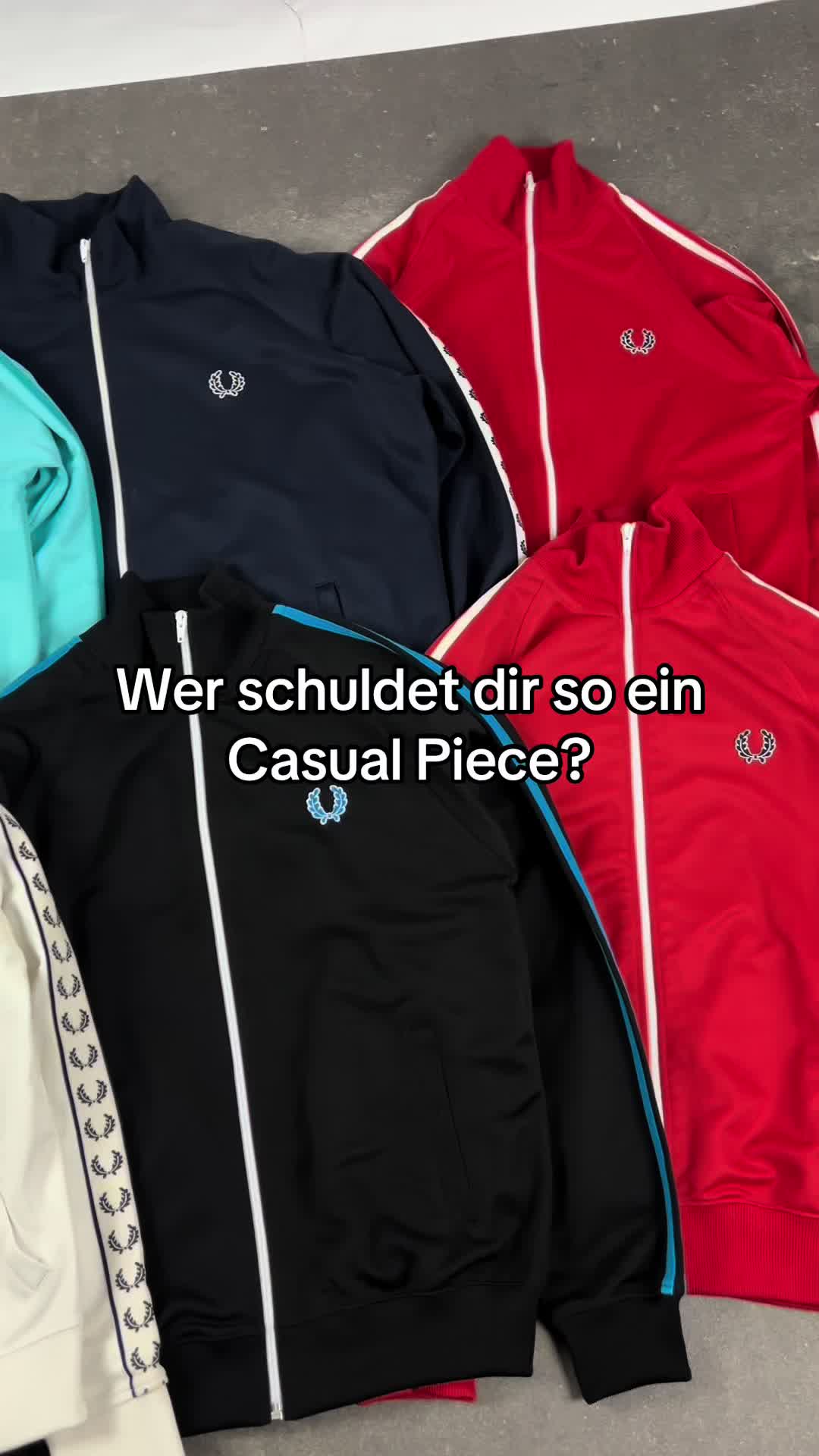 @followvintageecasuals