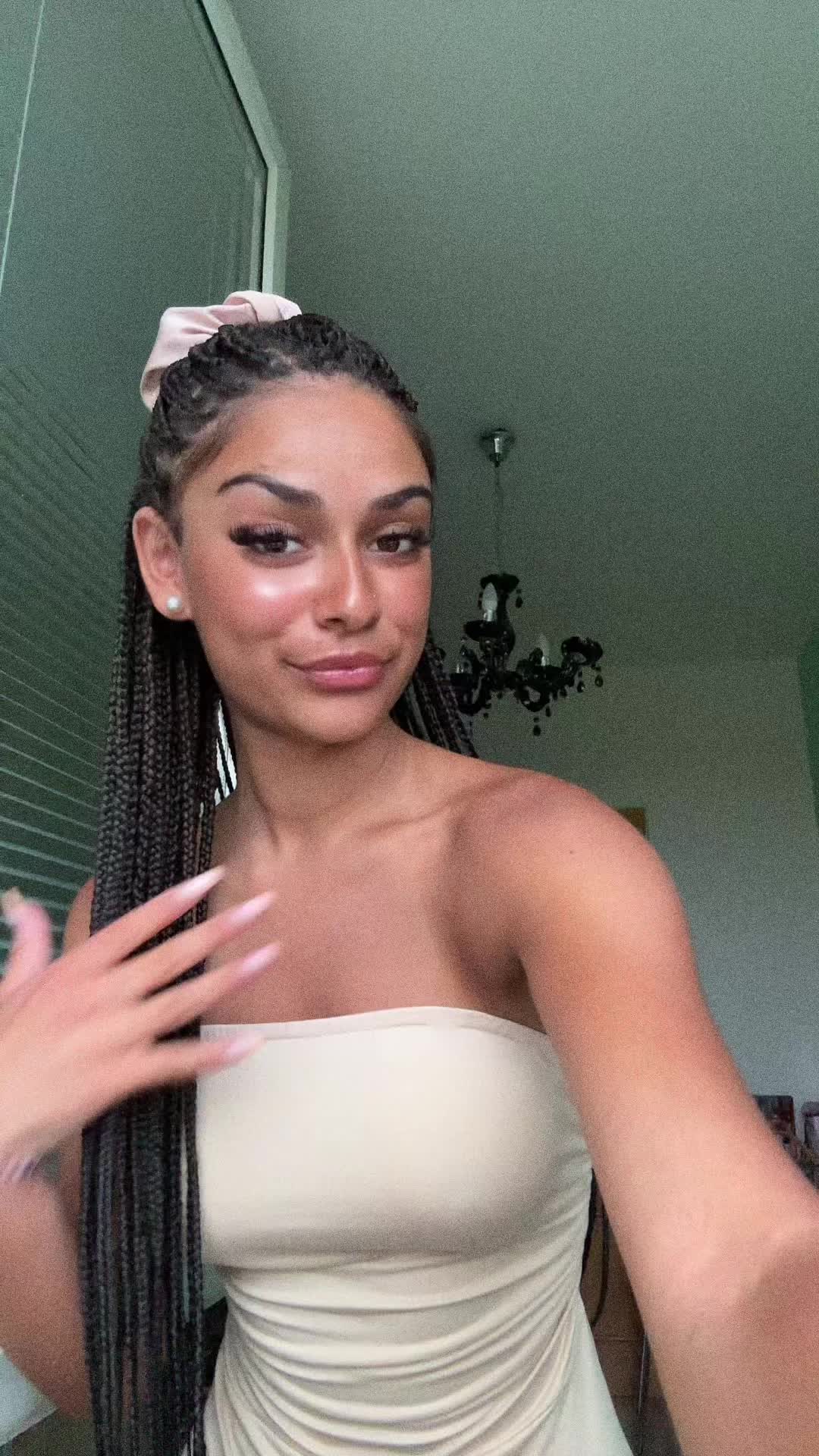 @Levaikaa