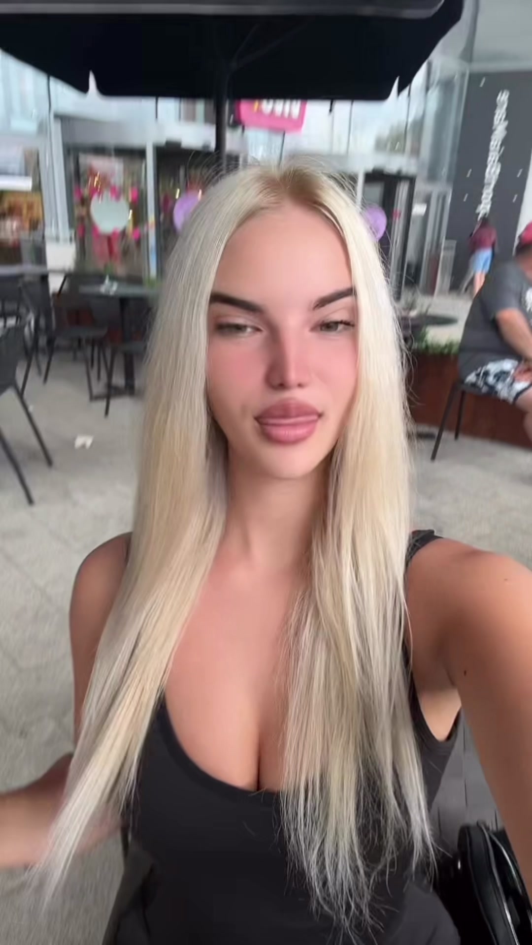 @Iulia_22