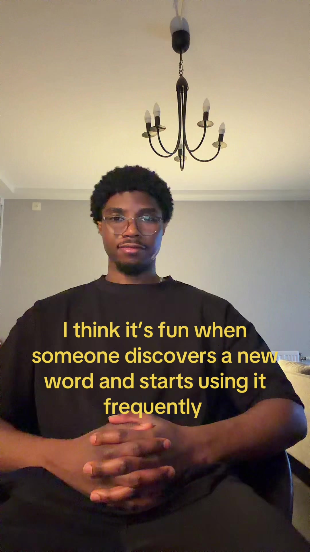 @「🕴🏾」