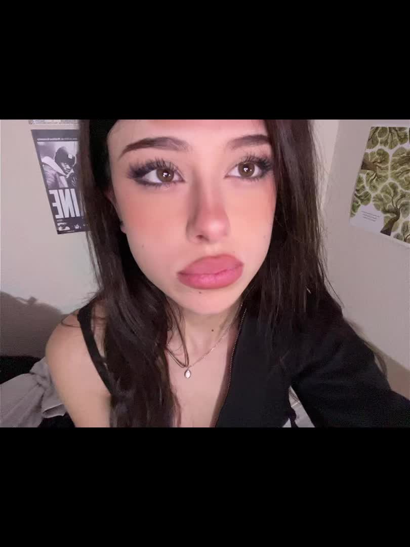 @daniella