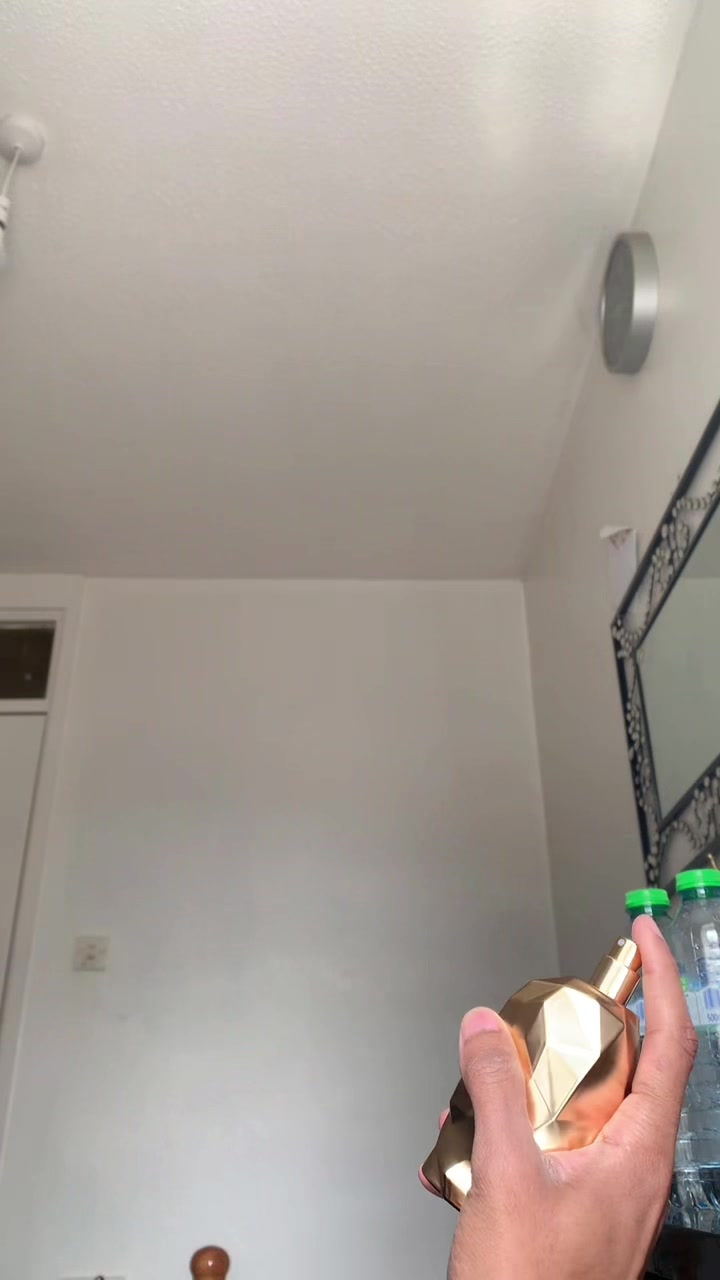 @thatusefulguy