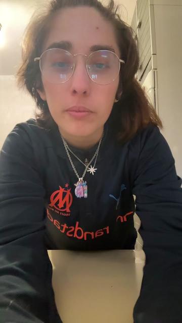 @anais