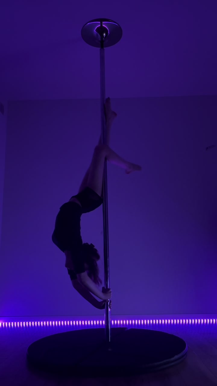 @poledance_xviqen