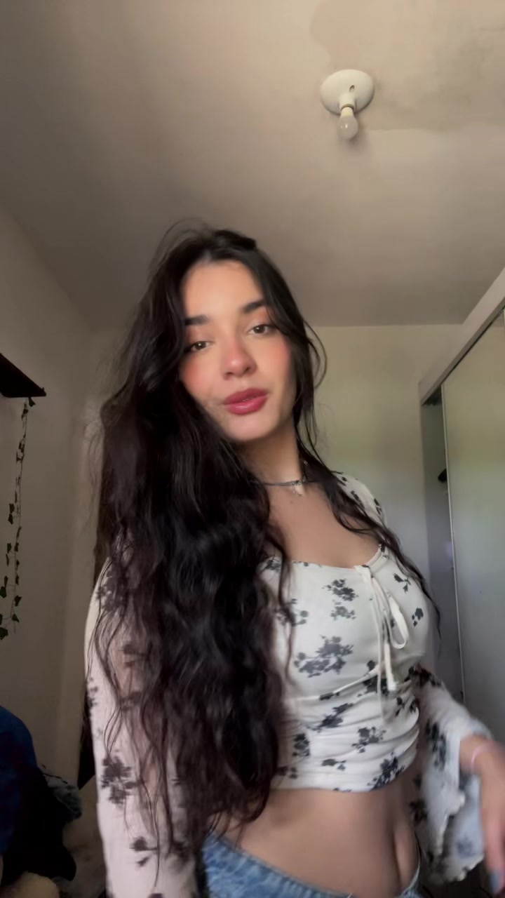 @nicole