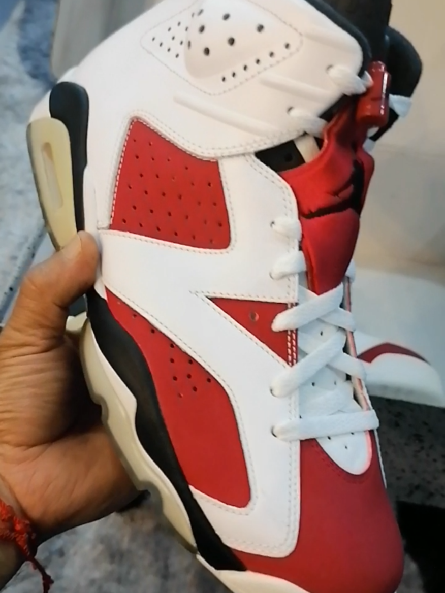 @Sneakers manitos👍