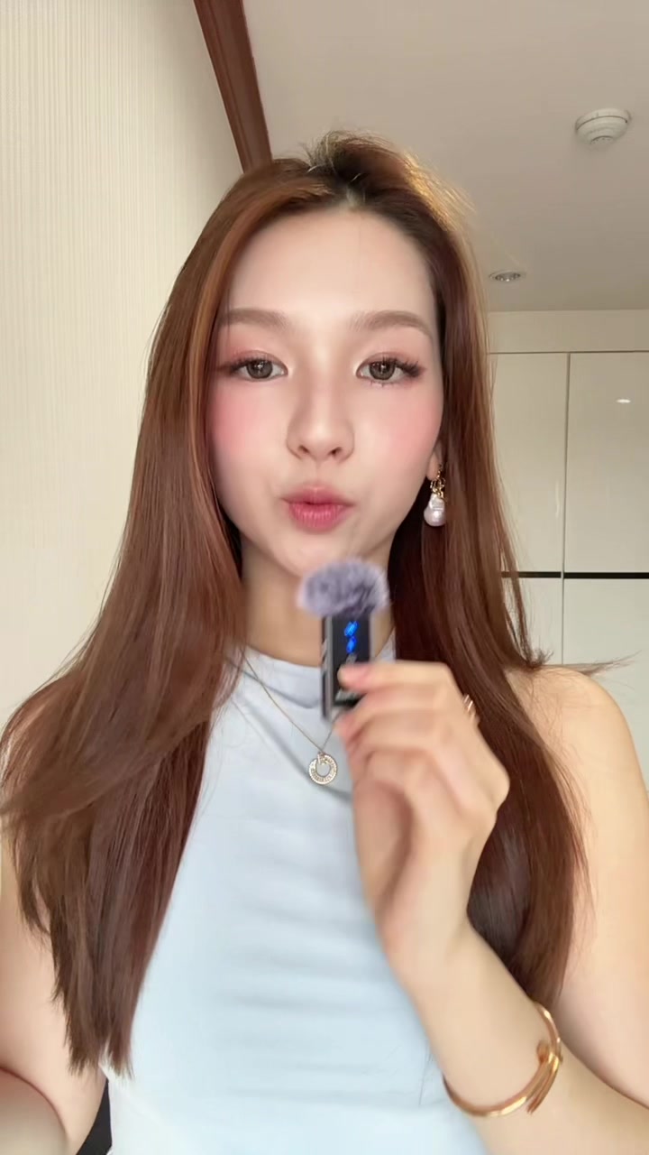 @giftnuttarin