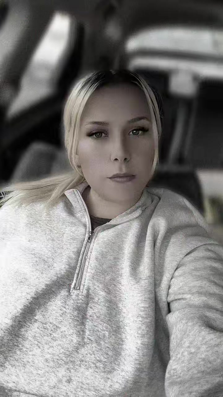 @Paige123x