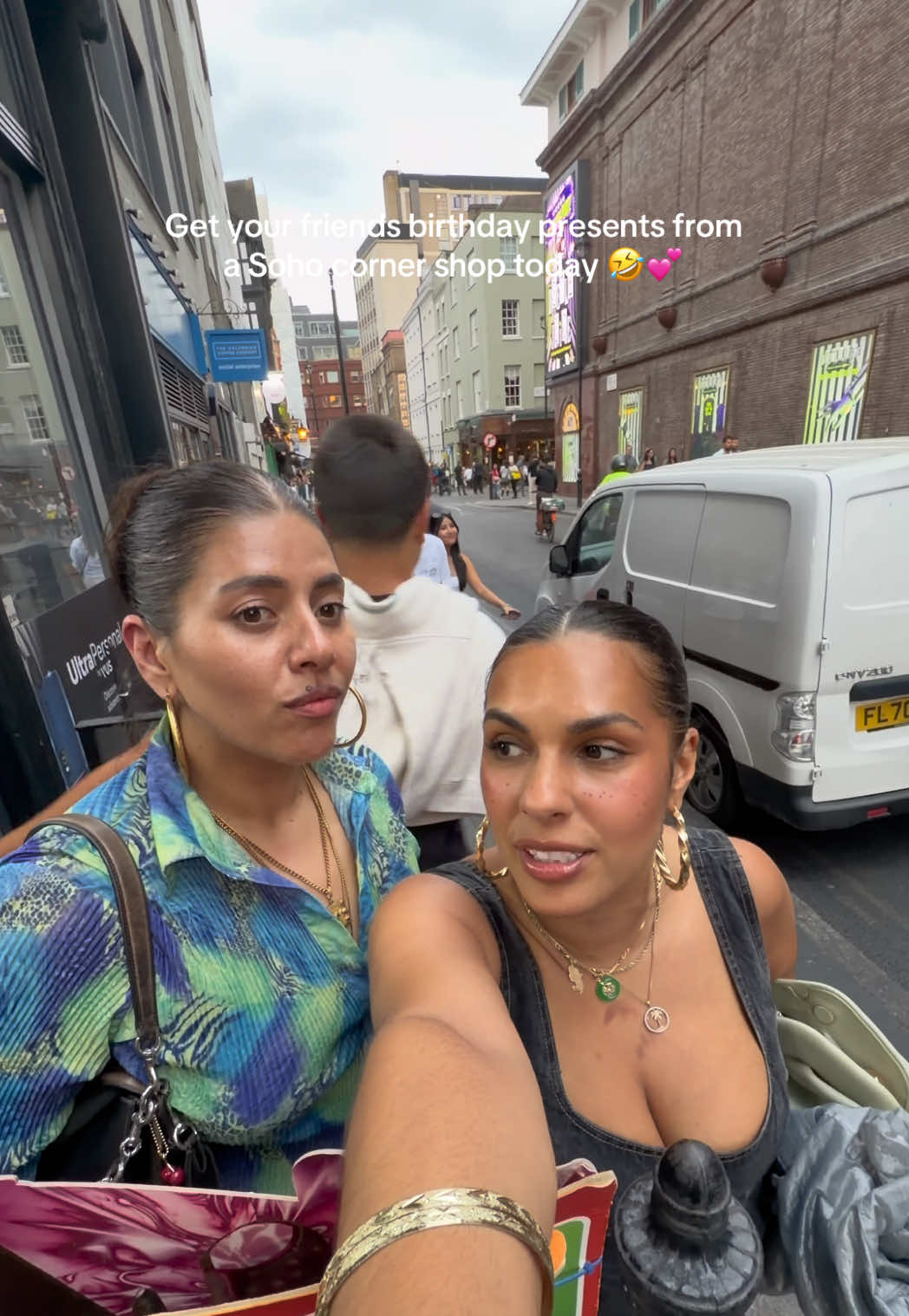 @Aliz&eacute;
