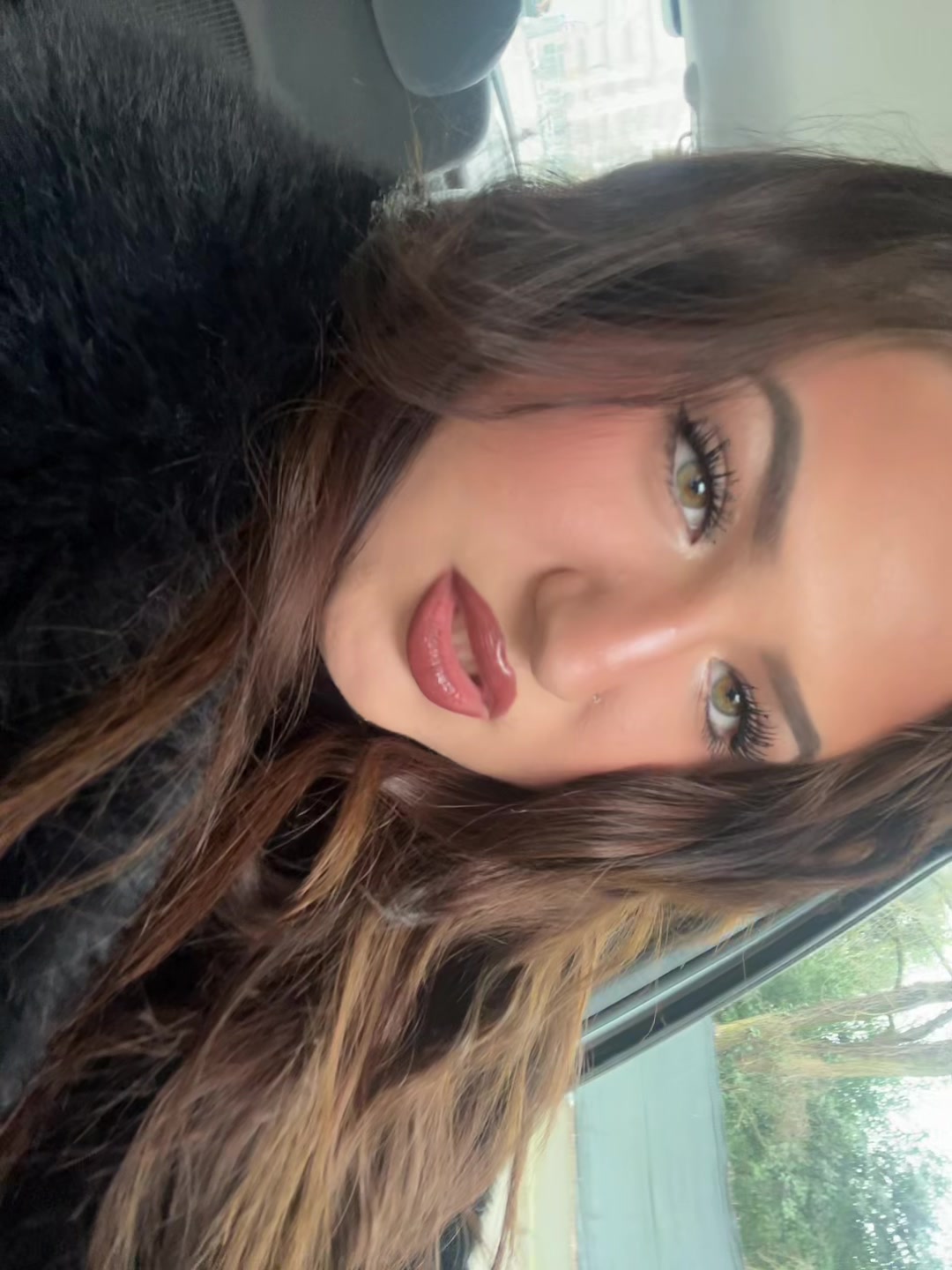 @aurorabullo_