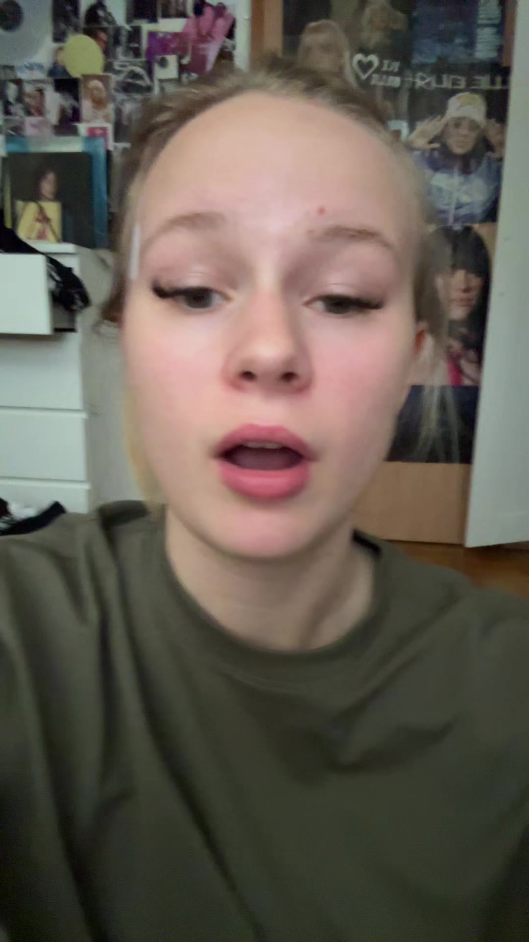 @nicole