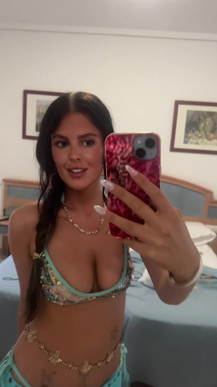 @megroseeeee