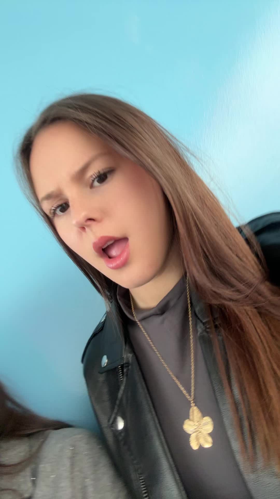 @lou’ ᥫᩣ