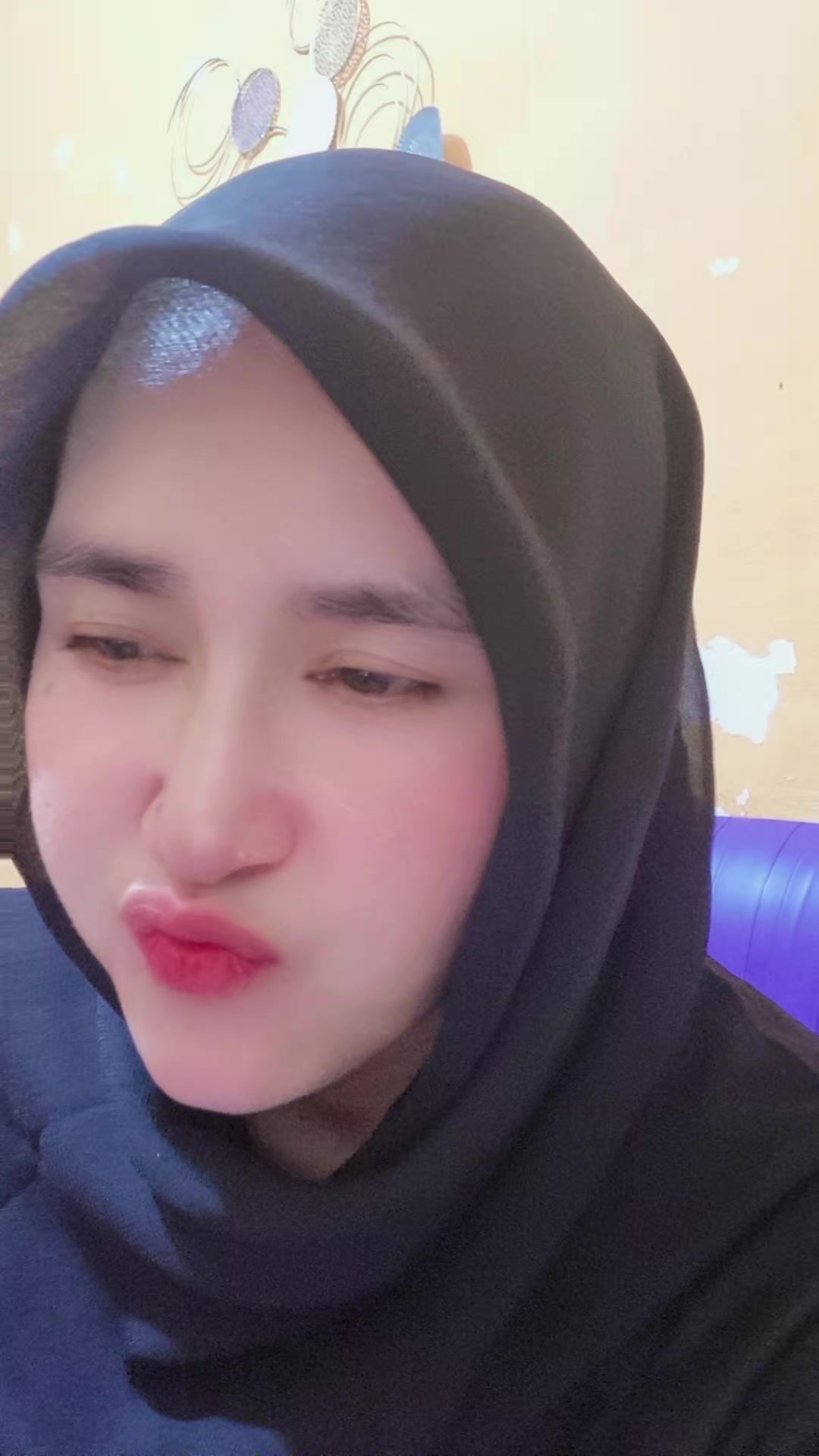 @Noni Eriska
