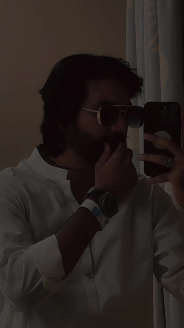 @THAKUR👑🇨🇦🇵🇰