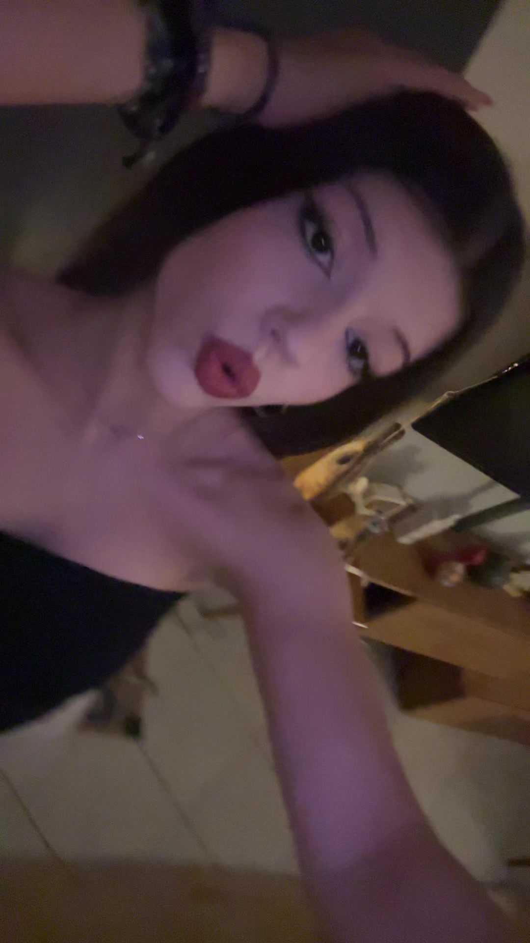 @💋