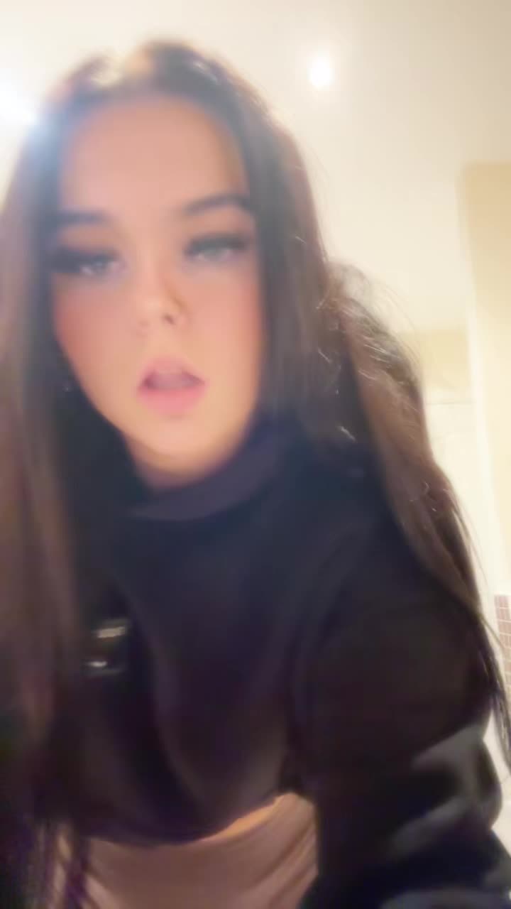 @Liv.priv