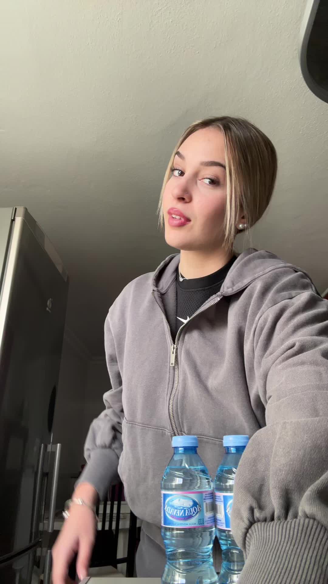 @Ana hoyos
