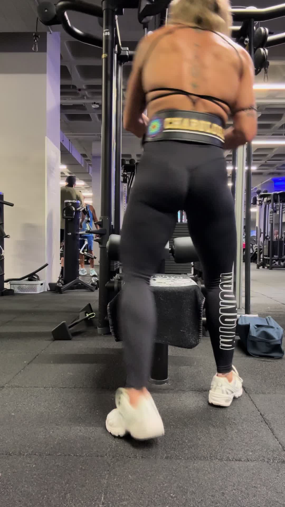 @Charologa