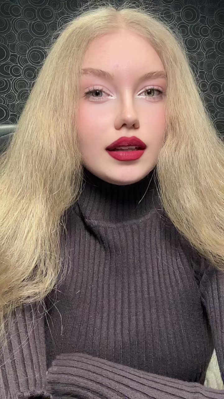 @Злата Кисс🐾