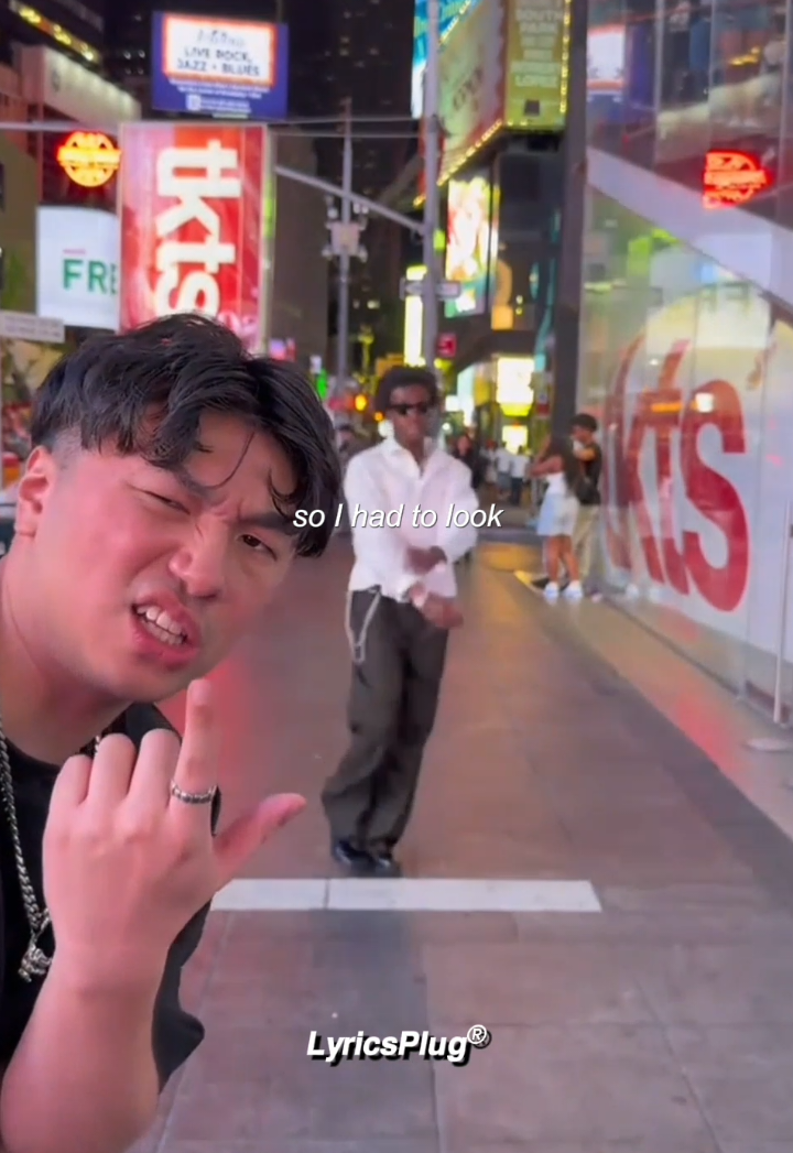 @๐๐๐ฟ๐ถ๐ฐ๐๐ฃ๐น๐๐ด®